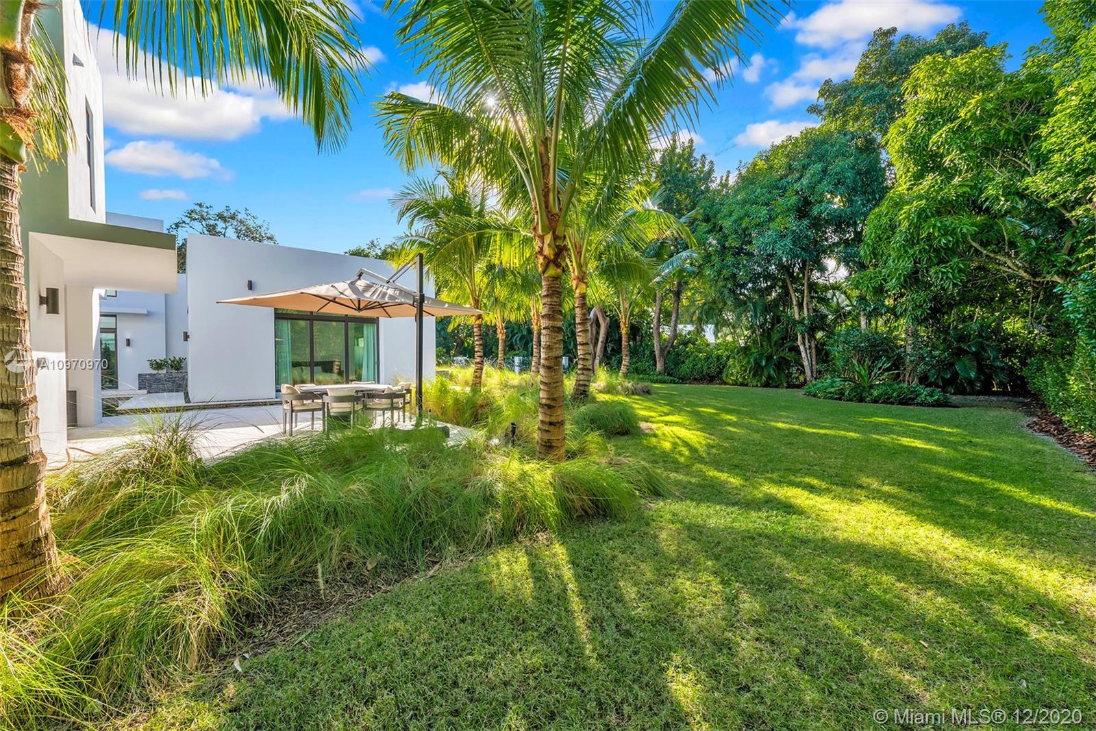 SNAPPER CREEK LAKES SUB - Residential