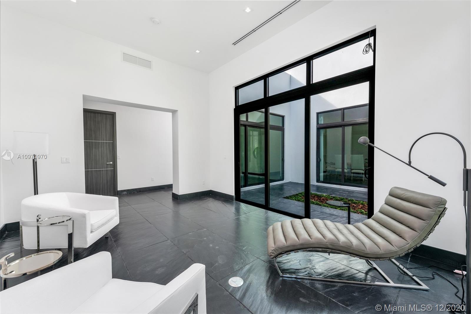 SNAPPER CREEK LAKES SUB - Residential