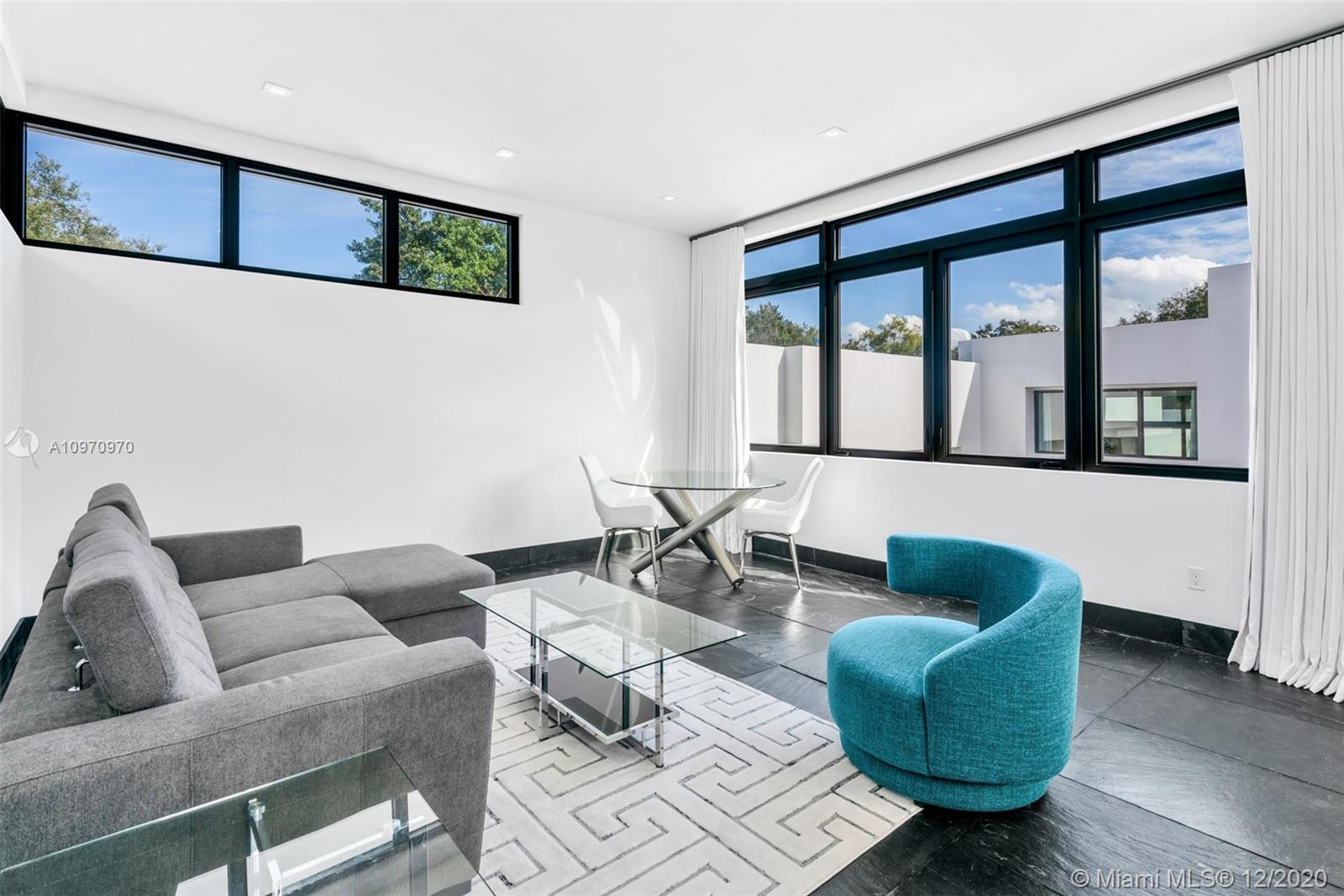 SNAPPER CREEK LAKES SUB - Residential