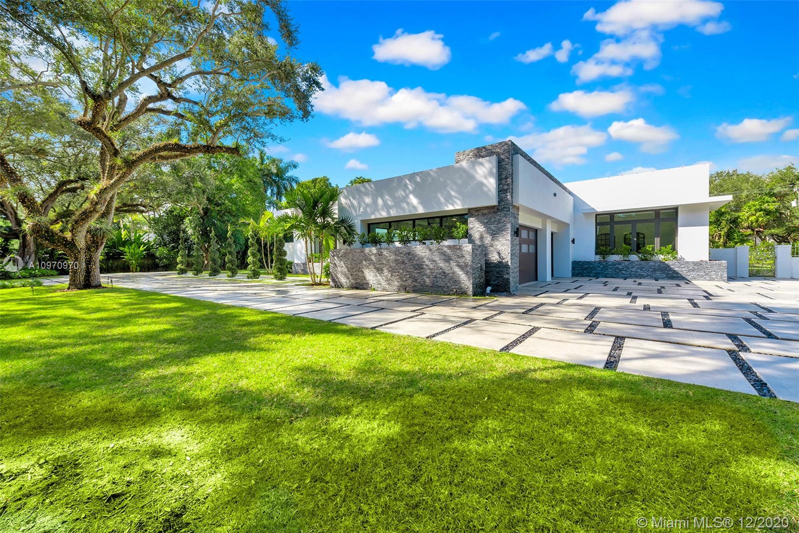 SNAPPER CREEK LAKES SUB - Residential