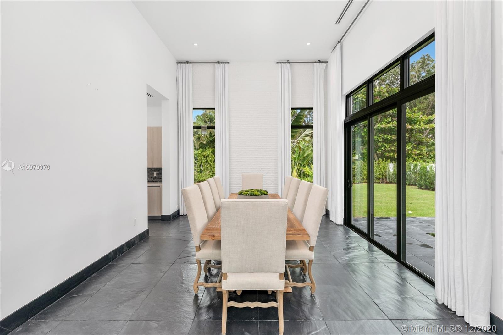 SNAPPER CREEK LAKES SUB - Residential