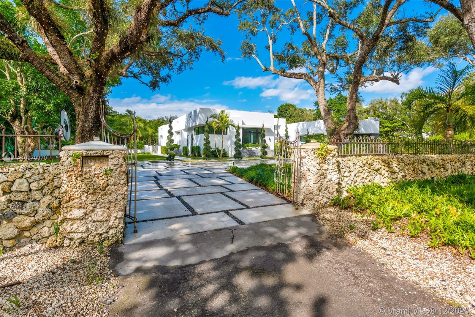 SNAPPER CREEK LAKES SUB - Residential
