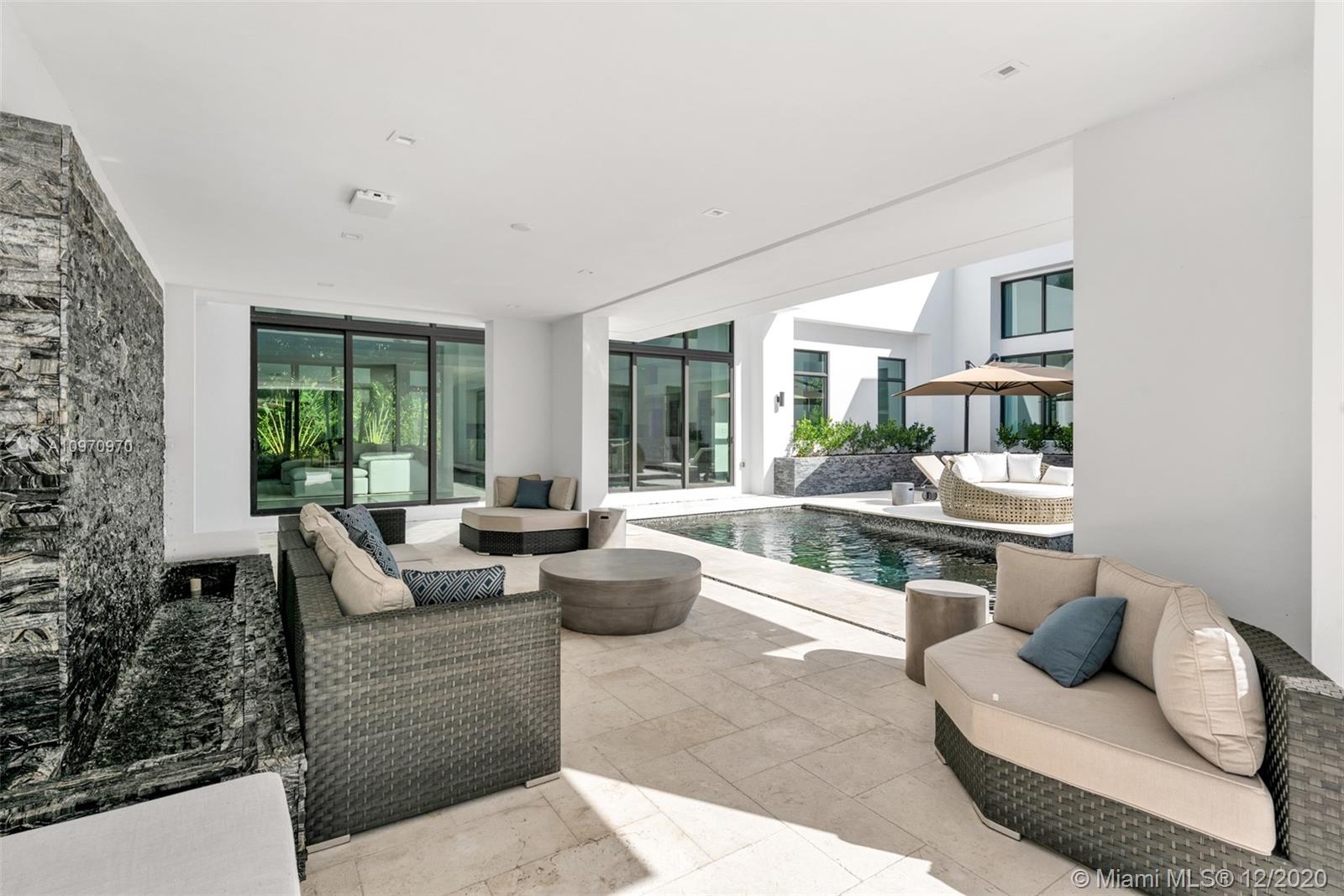 SNAPPER CREEK LAKES SUB - Residential