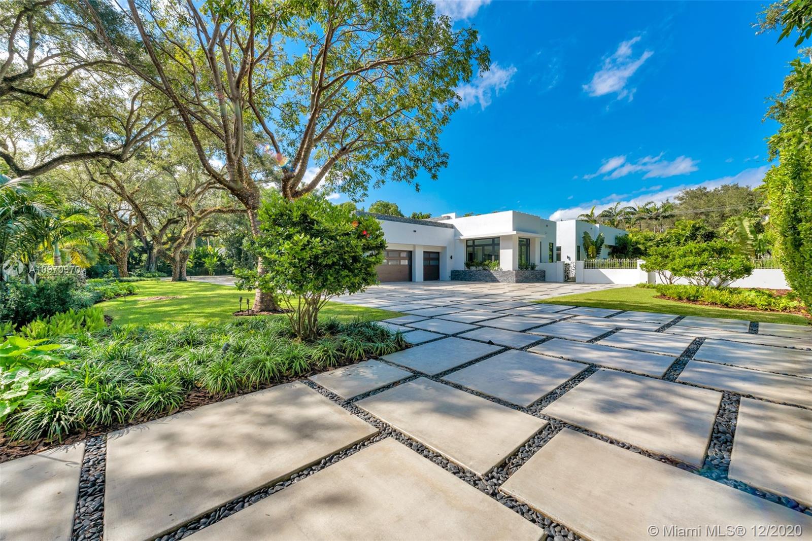 SNAPPER CREEK LAKES SUB - Residential