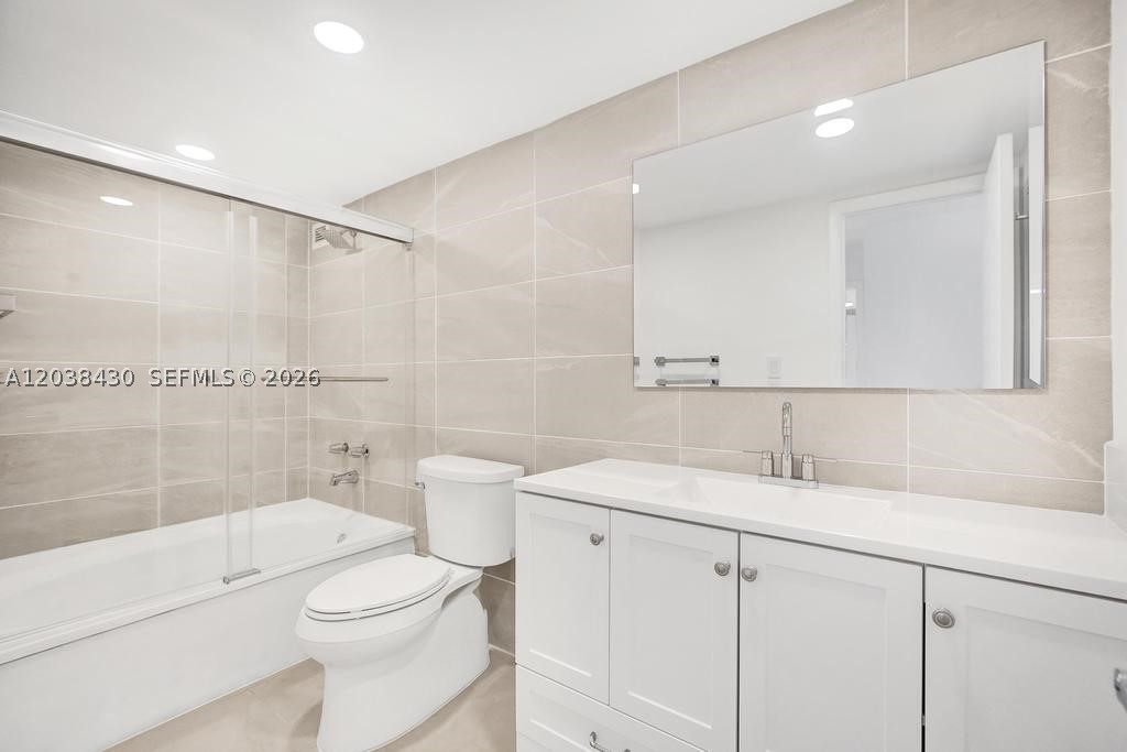 TOWERS OF OCEANVIEW EAST - Residential