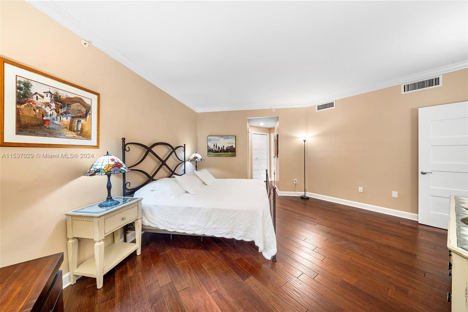 ANDALUSIA CONDO RESIDENCE - Residential