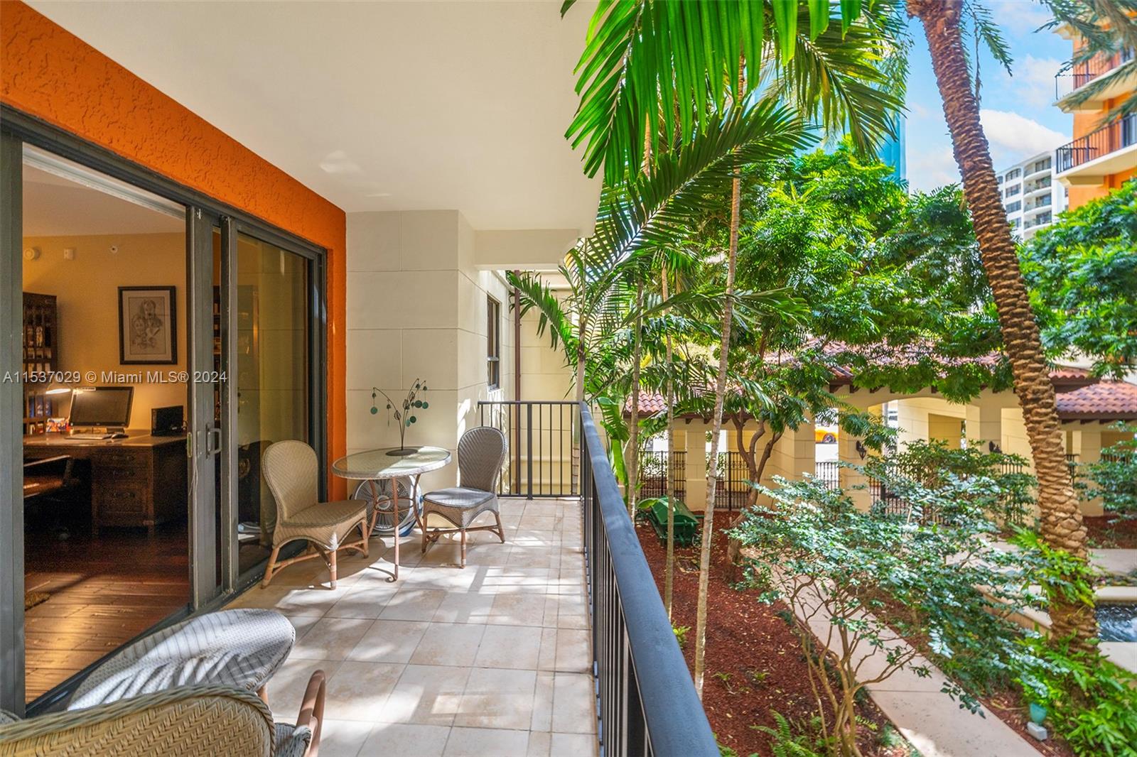 ANDALUSIA CONDO RESIDENCE - Residential