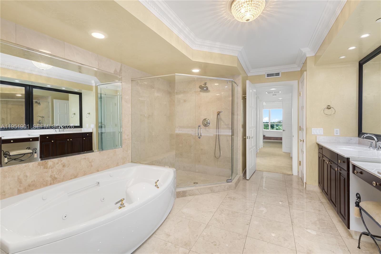 HAMPTONS SOUTH CONDO - Residential
