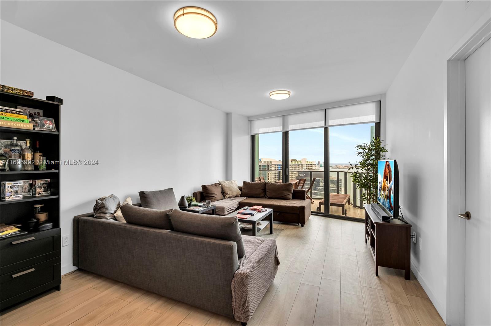 1300 S MIAMI AVENUE CONDO - Residential