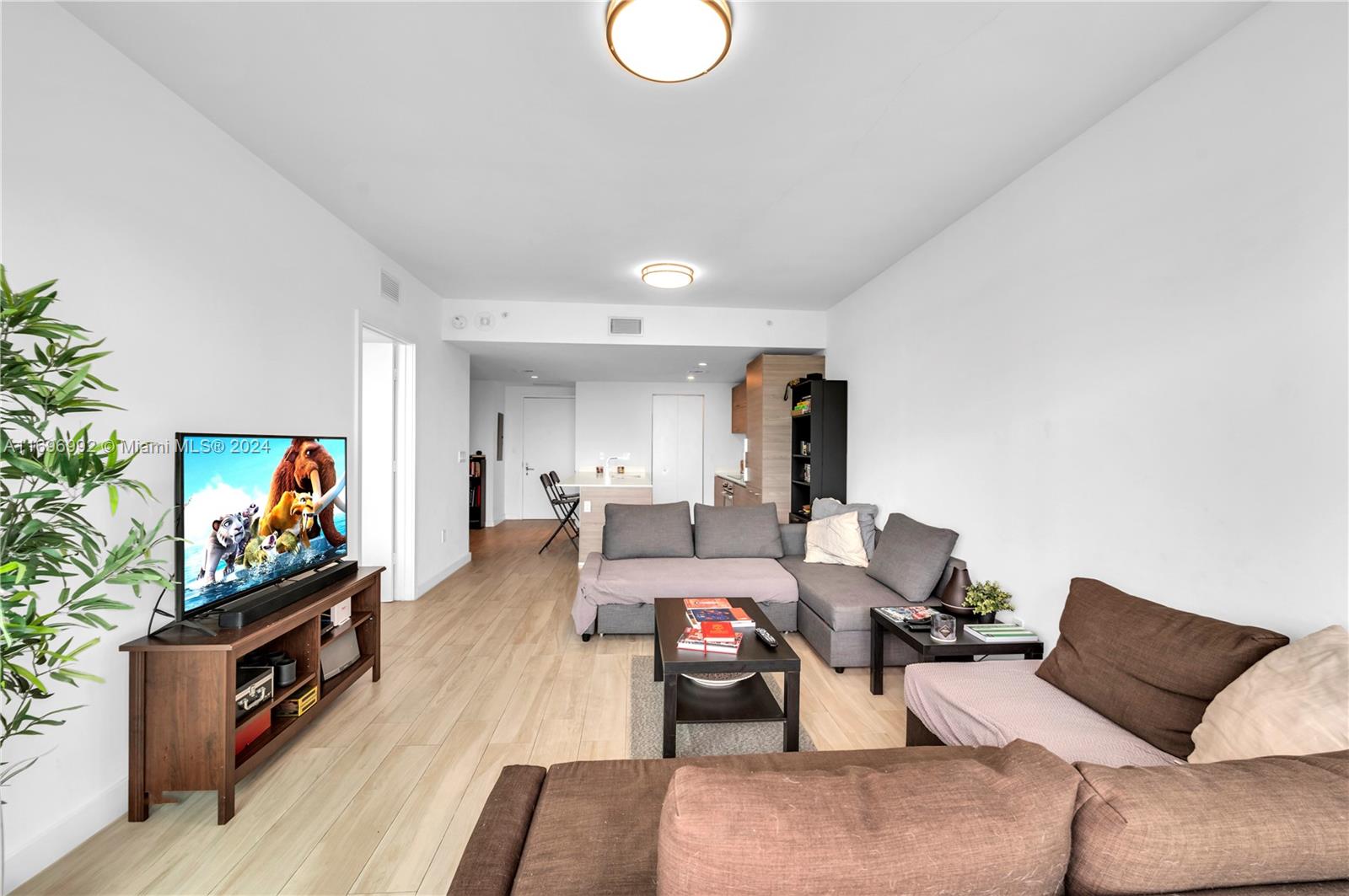 1300 S MIAMI AVENUE CONDO - Residential