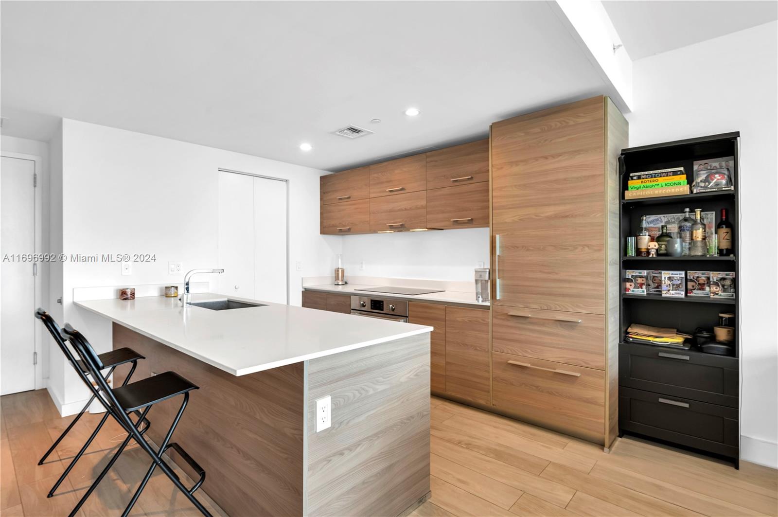 1300 S MIAMI AVENUE CONDO - Residential