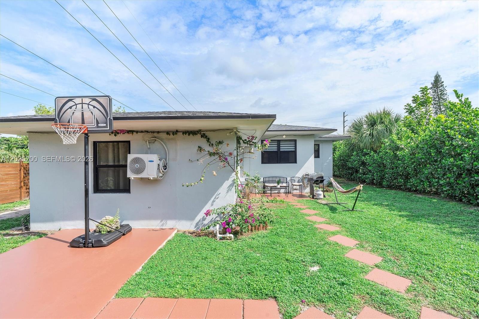 FULFORD BY THE SEA SEC I - Residential Lease