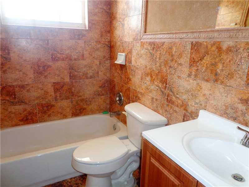 MIRAMAR SEC 5 46-40 B - Residential Lease