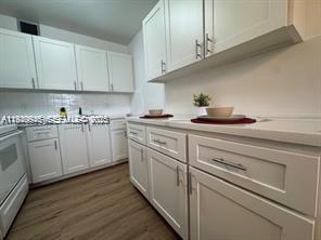 NEW HAMPTON AT CENTURY VI - Residential Lease