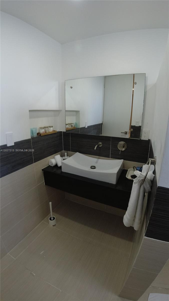 Los Naranjos - Residential