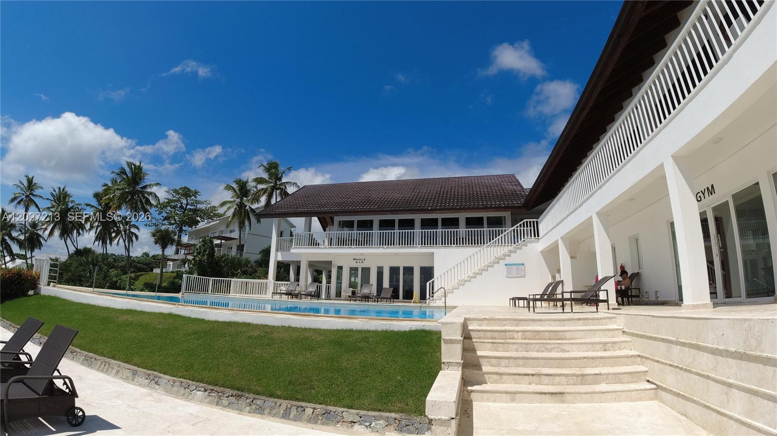 Los Naranjos - Residential