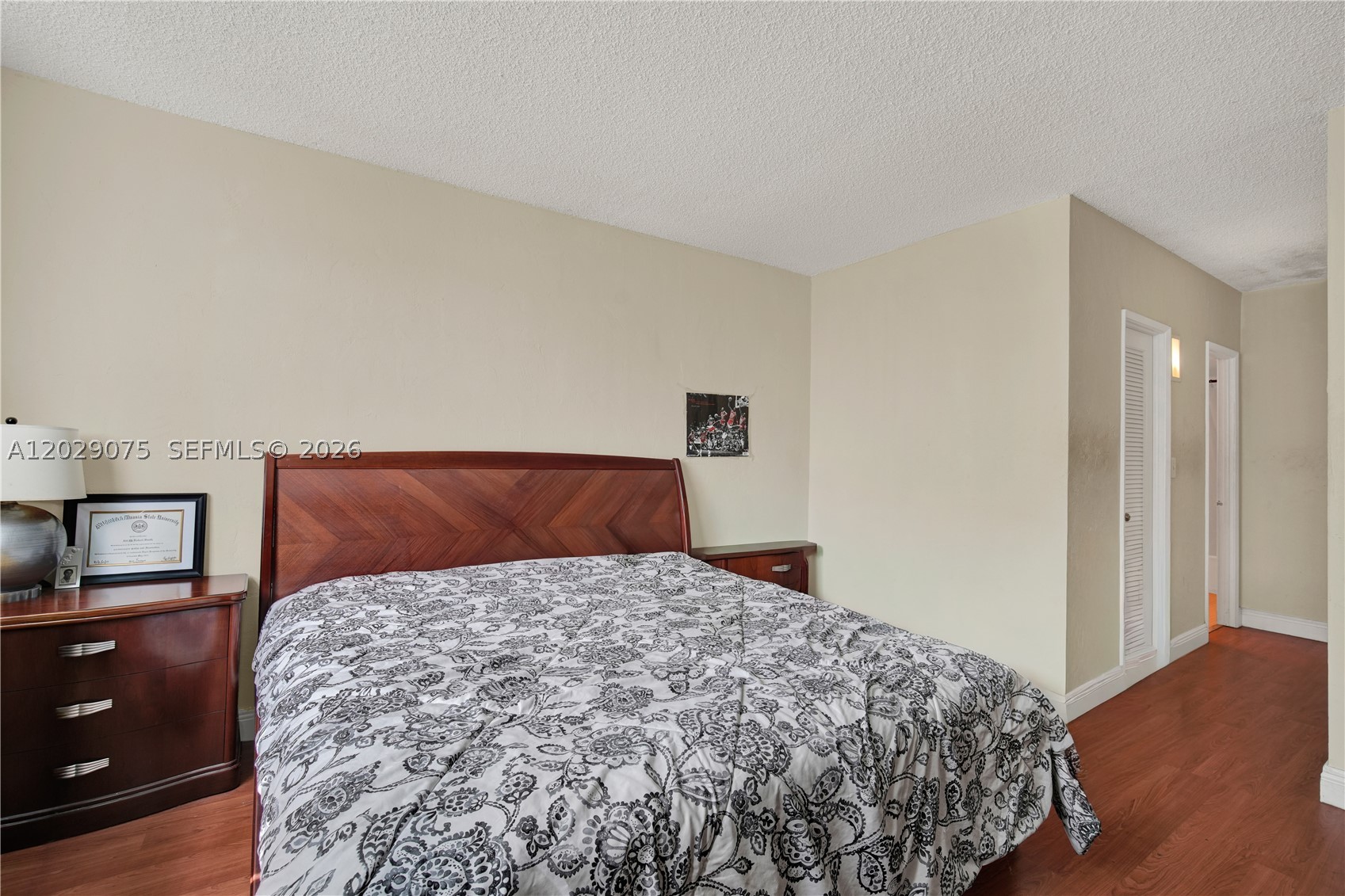 OCEANVIEW BUILDING A COND - Residential