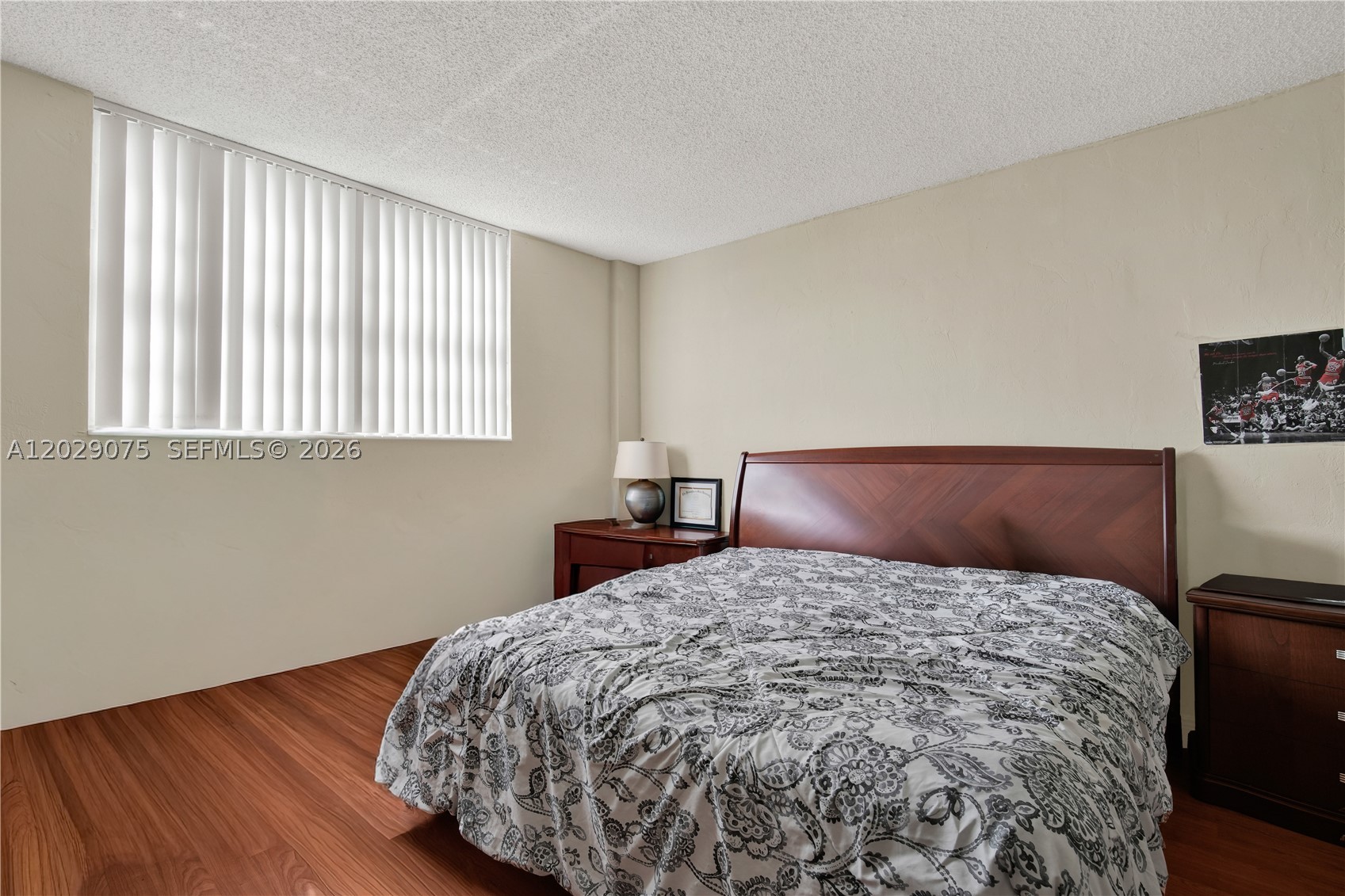 OCEANVIEW BUILDING A COND - Residential