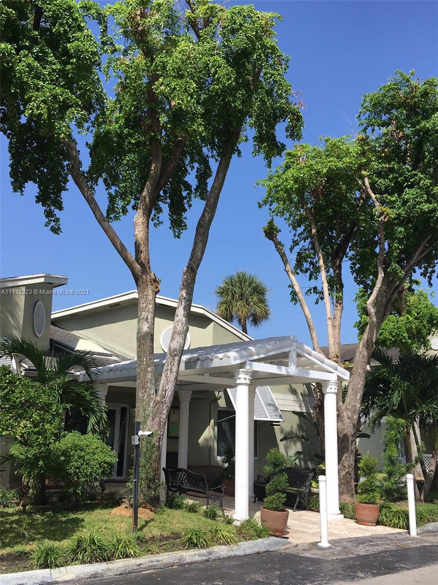ANTIGUA AT CNTRY CLUBOF M - Residential