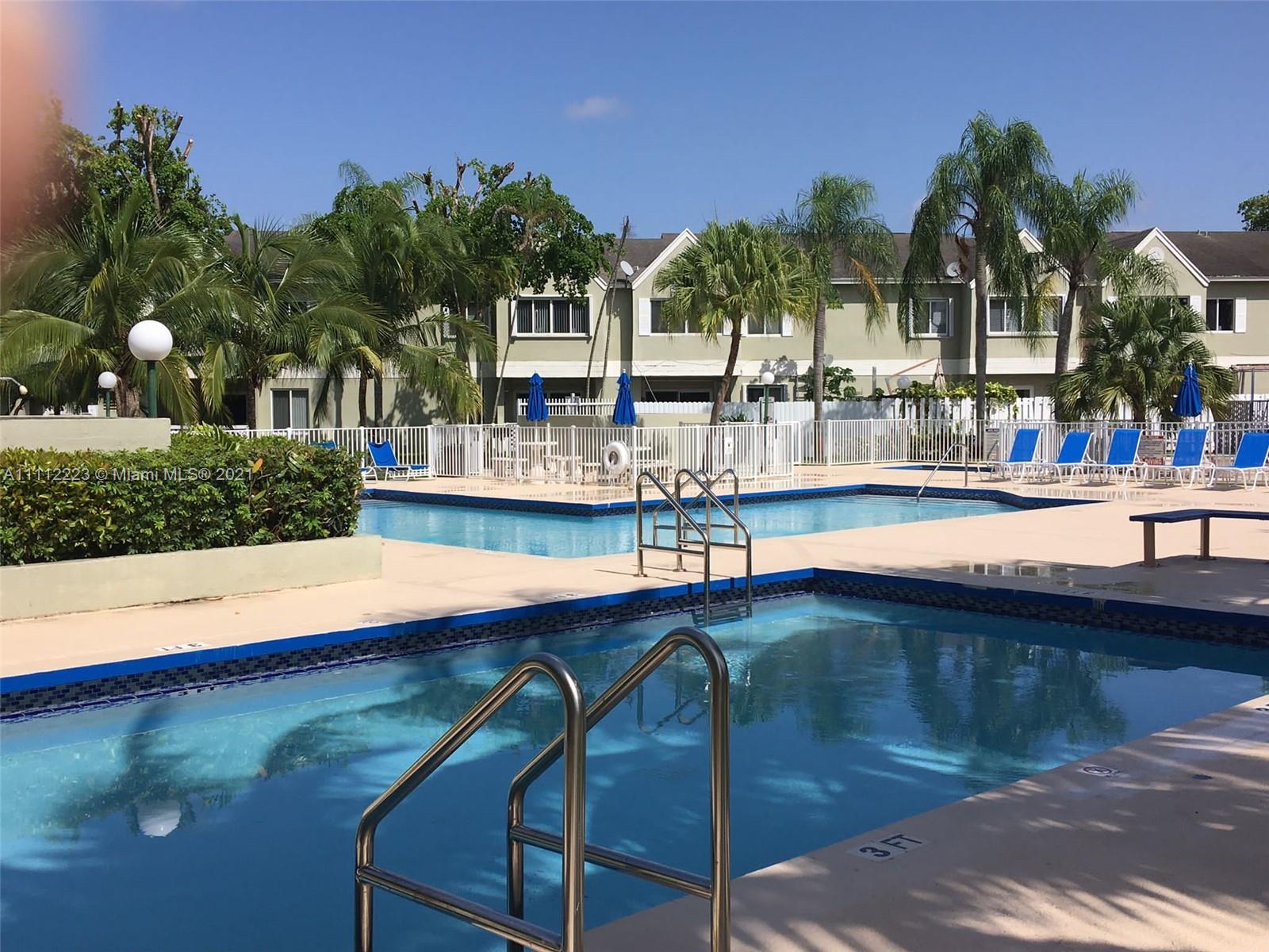 ANTIGUA AT CNTRY CLUBOF M - Residential