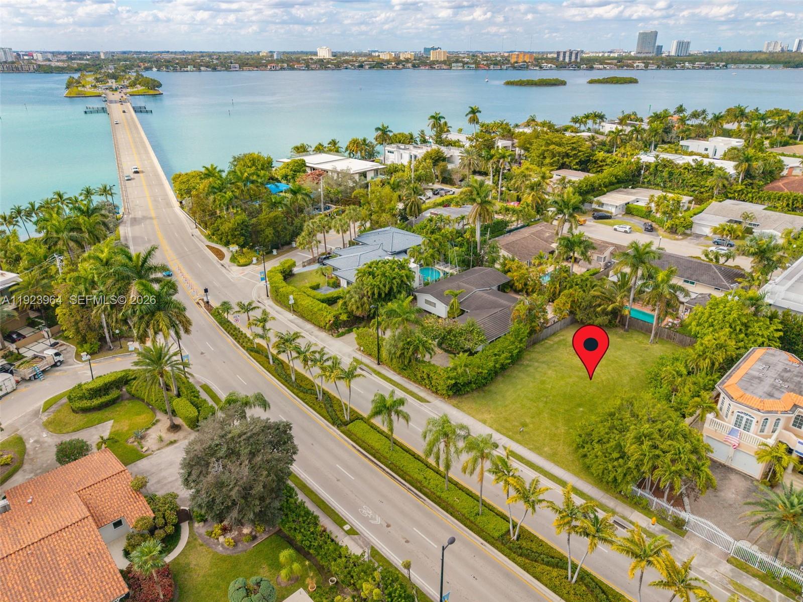 BAY HARBOR ISLAND - Land