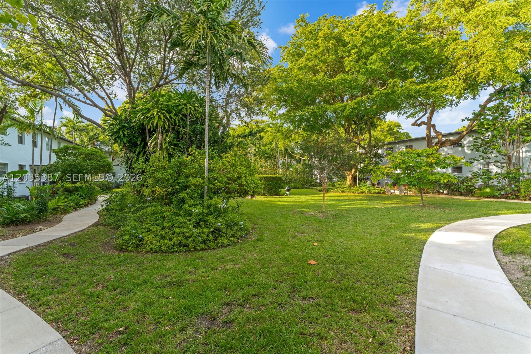 PATHWAYS CONDO - Residential