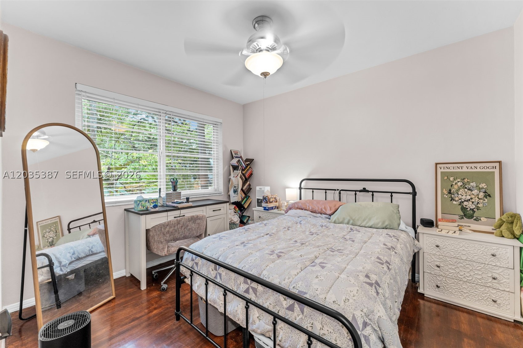 PATHWAYS CONDO - Residential