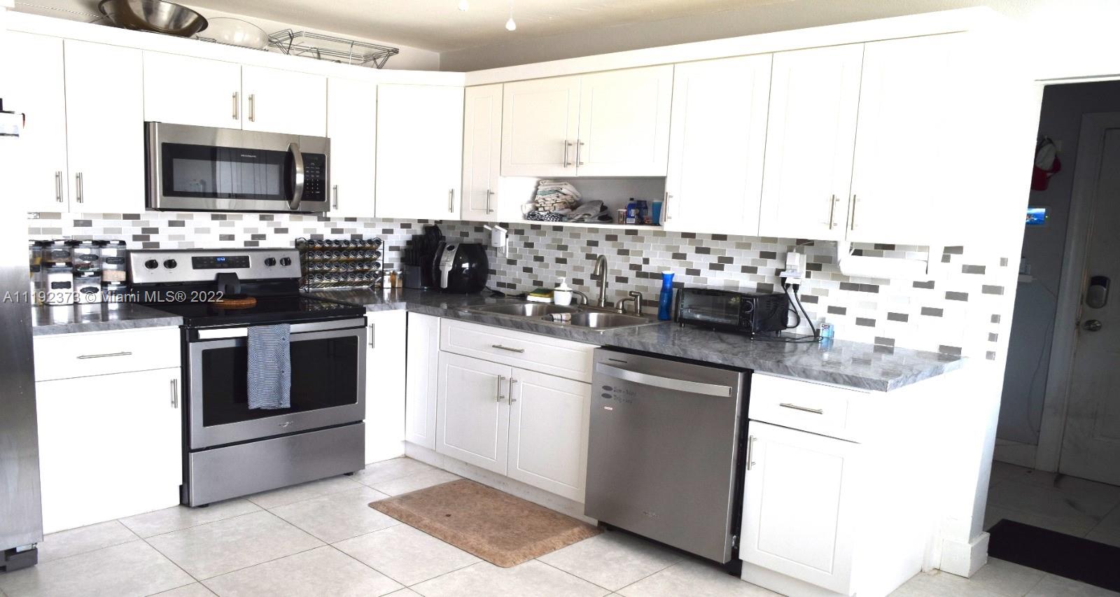 BELL GARDENS - Residential