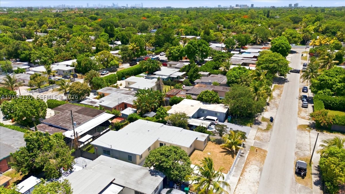 W MIAMI SHORES SEC B - Residential