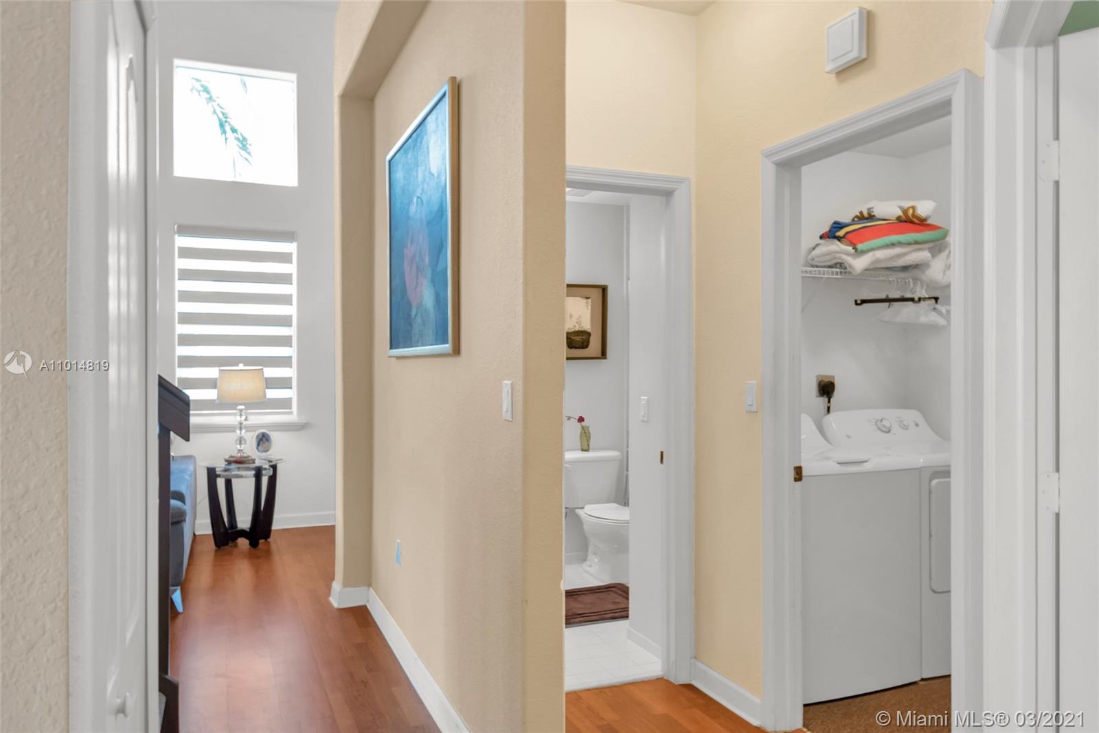 DORAL SOUTHEAST PATIO-HOM - Residential