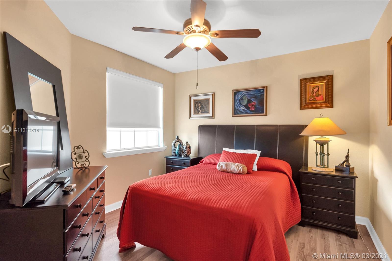 DORAL SOUTHEAST PATIO-HOM - Residential