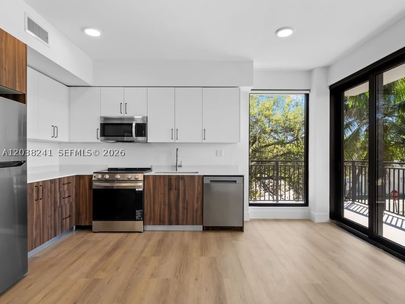 HARRIETTE PK - Residential Lease