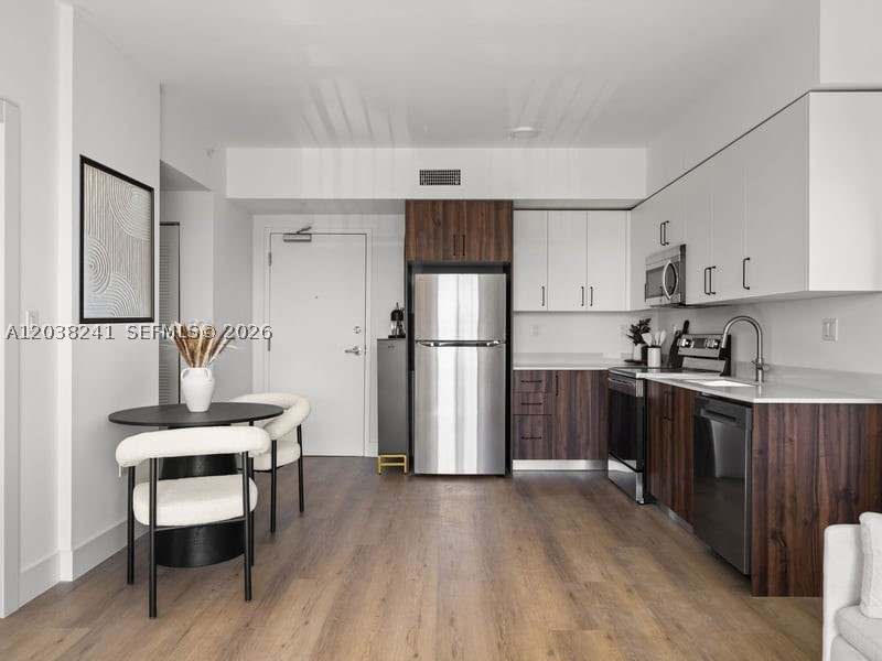 HARRIETTE PK - Residential Lease