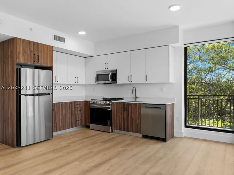 HARRIETTE PK - Residential Lease