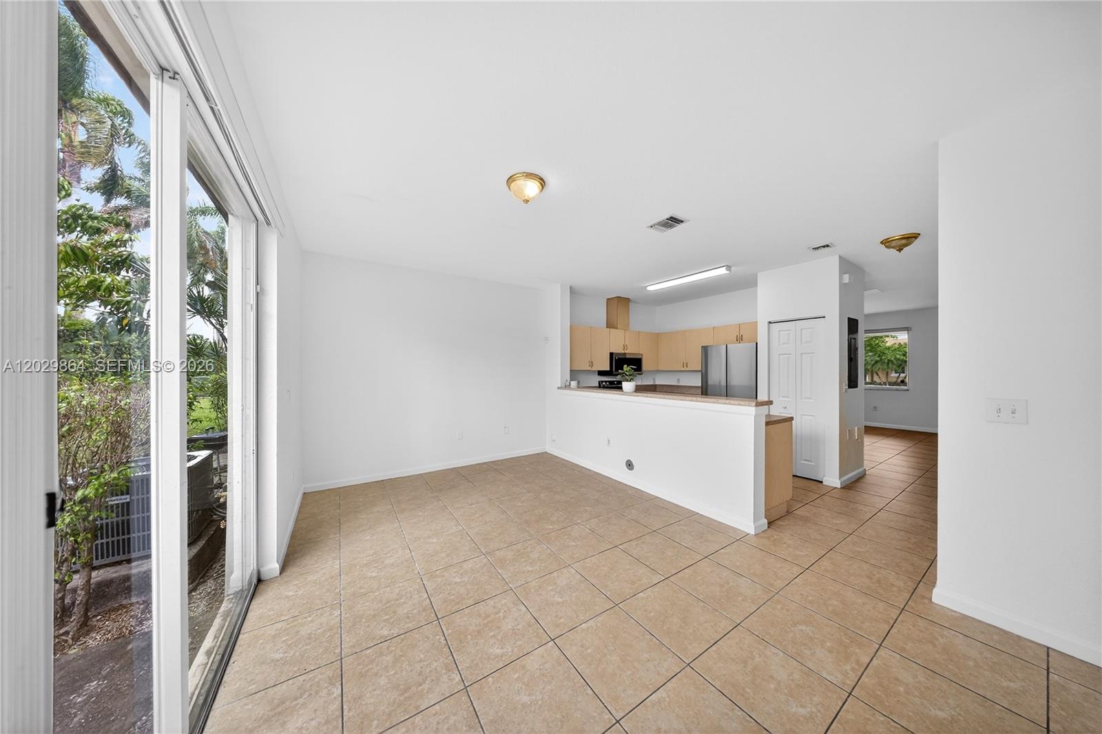 SOUTH POINTE COVE CONDO - Residential