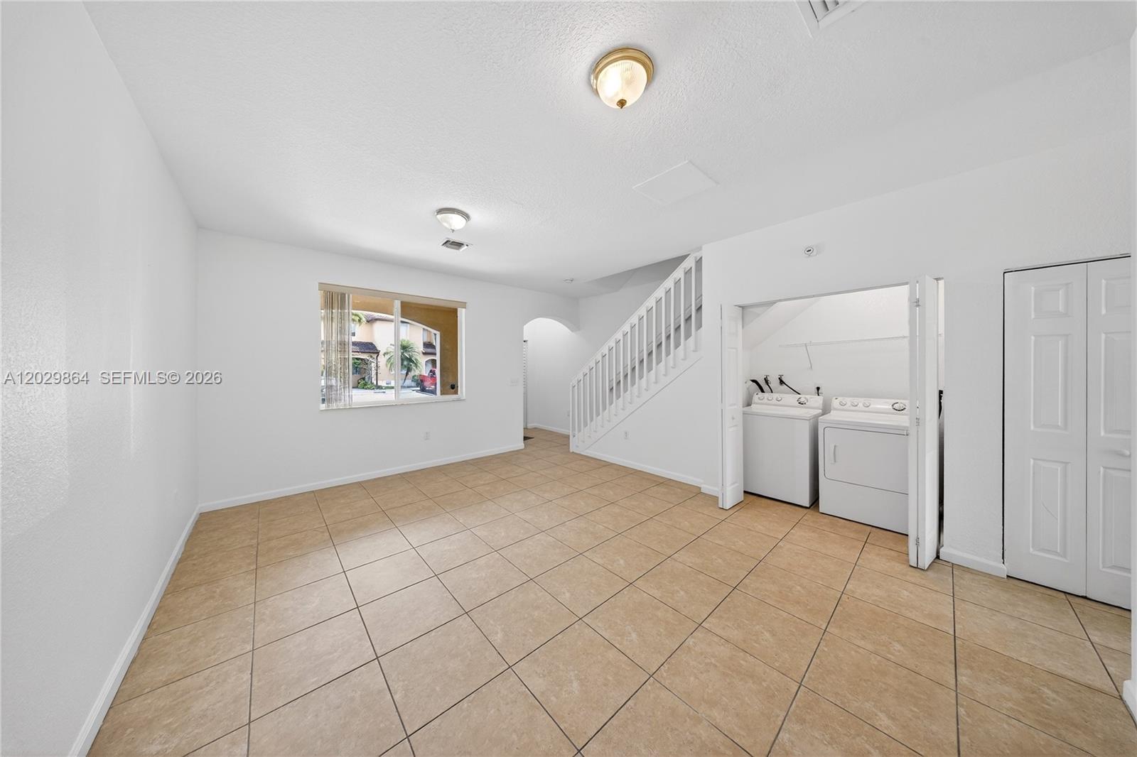 SOUTH POINTE COVE CONDO - Residential