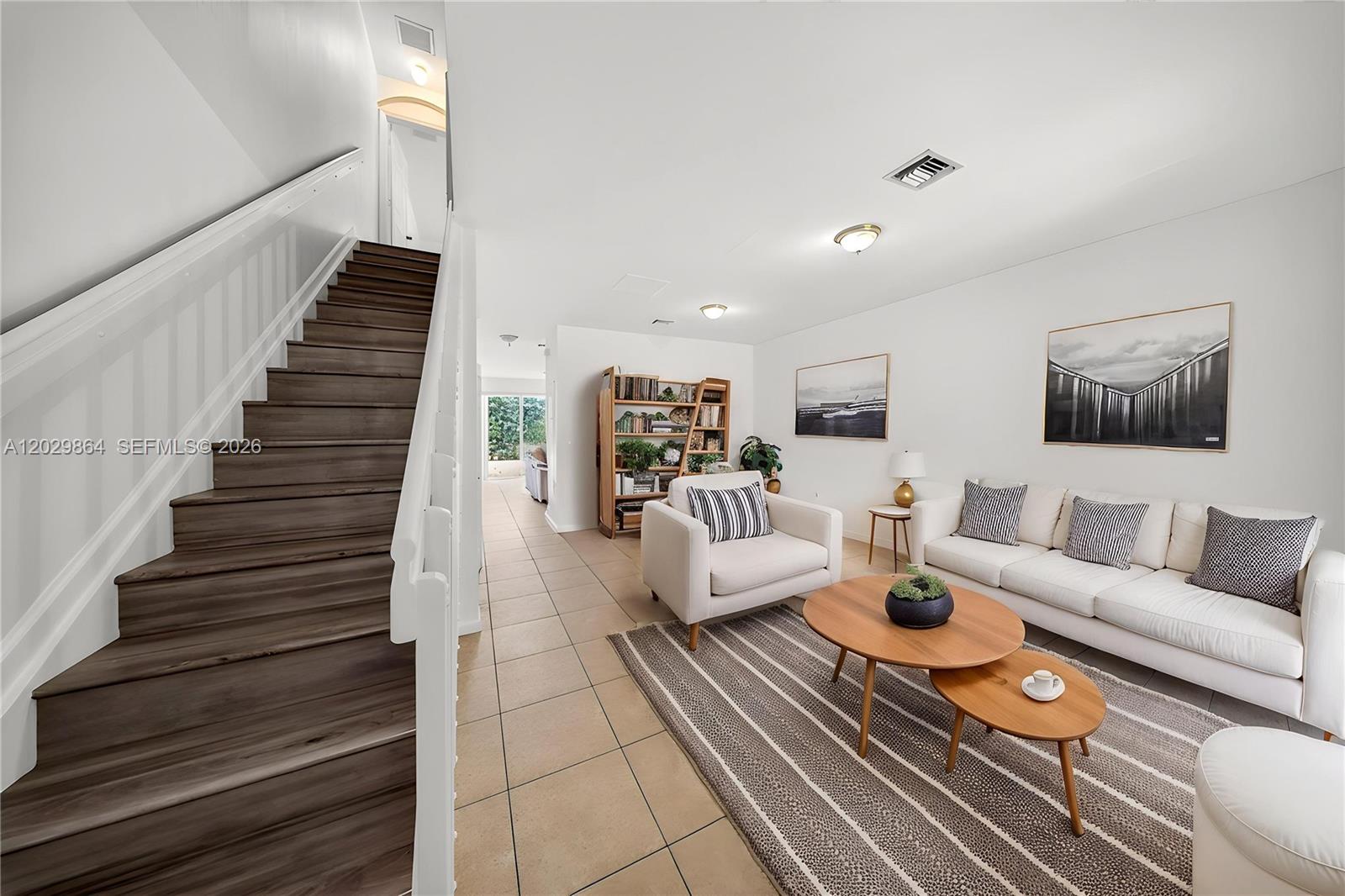 SOUTH POINTE COVE CONDO - Residential