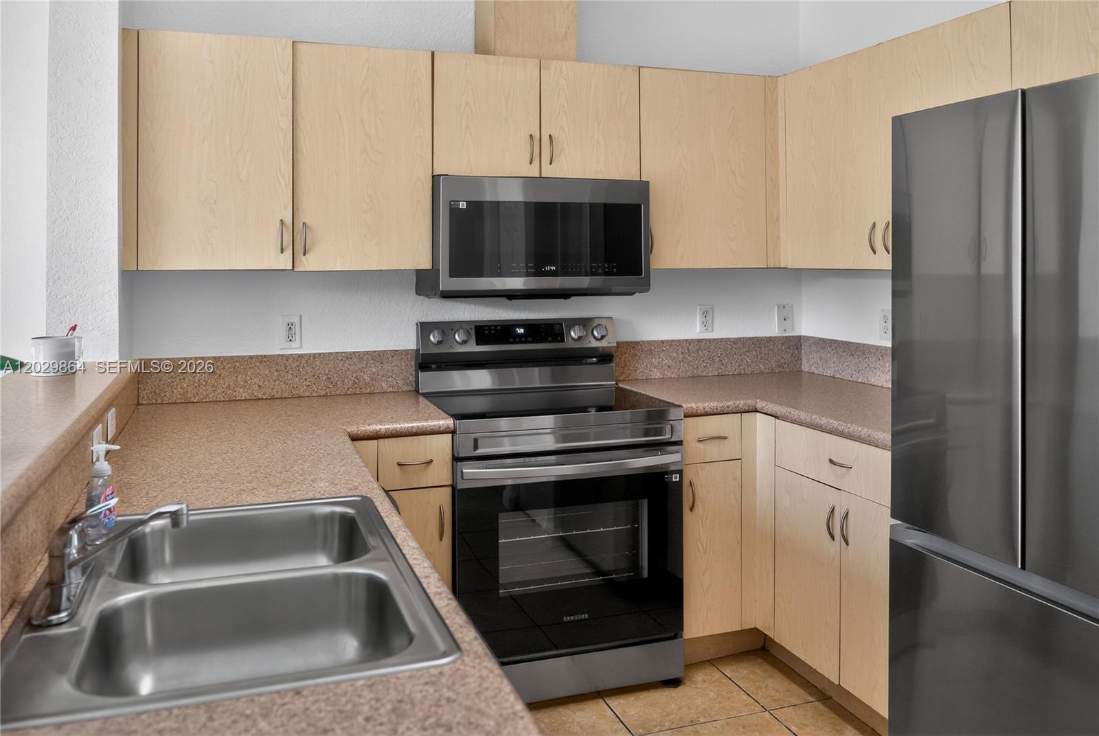 SOUTH POINTE COVE CONDO - Residential