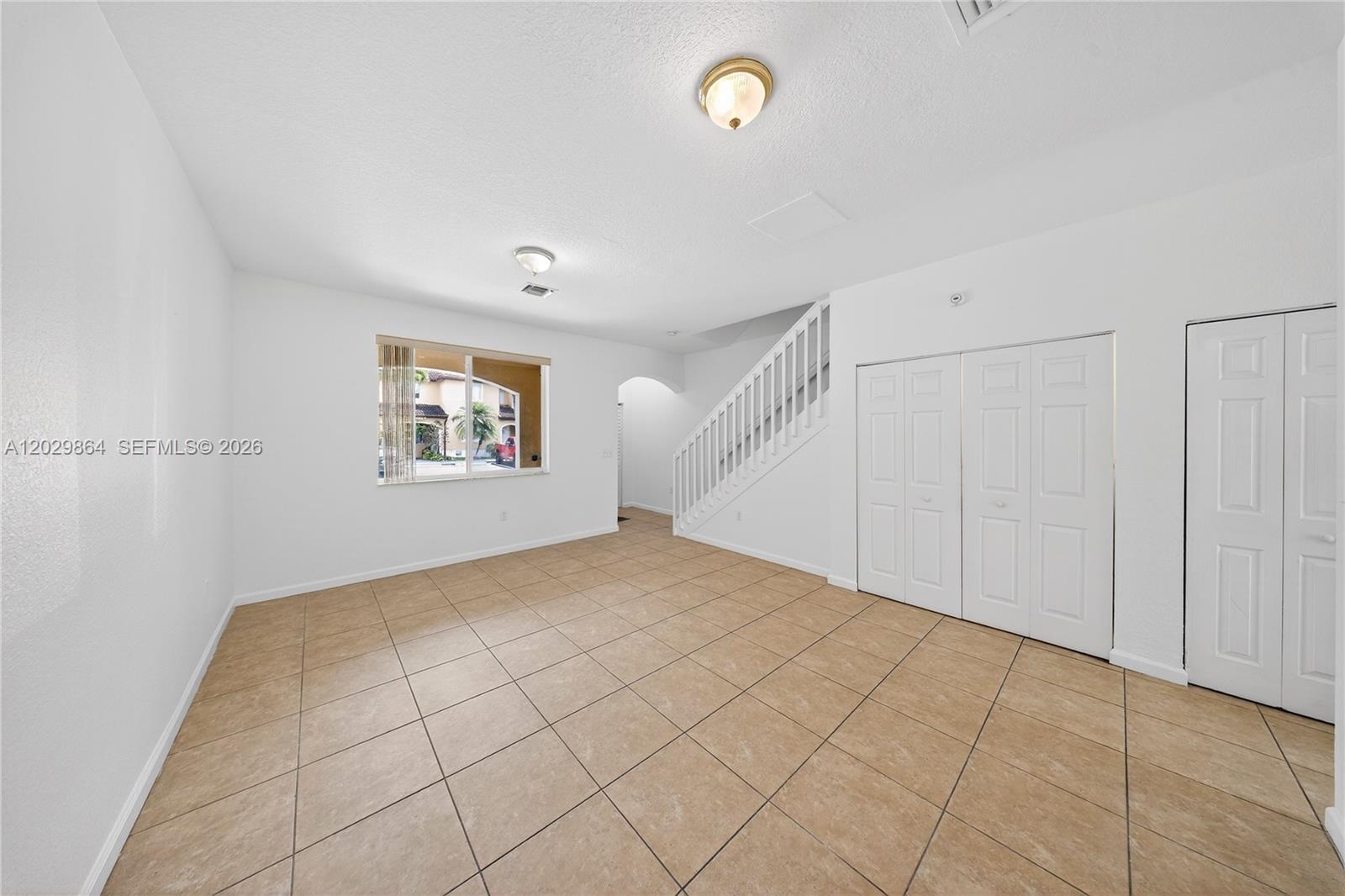 SOUTH POINTE COVE CONDO - Residential