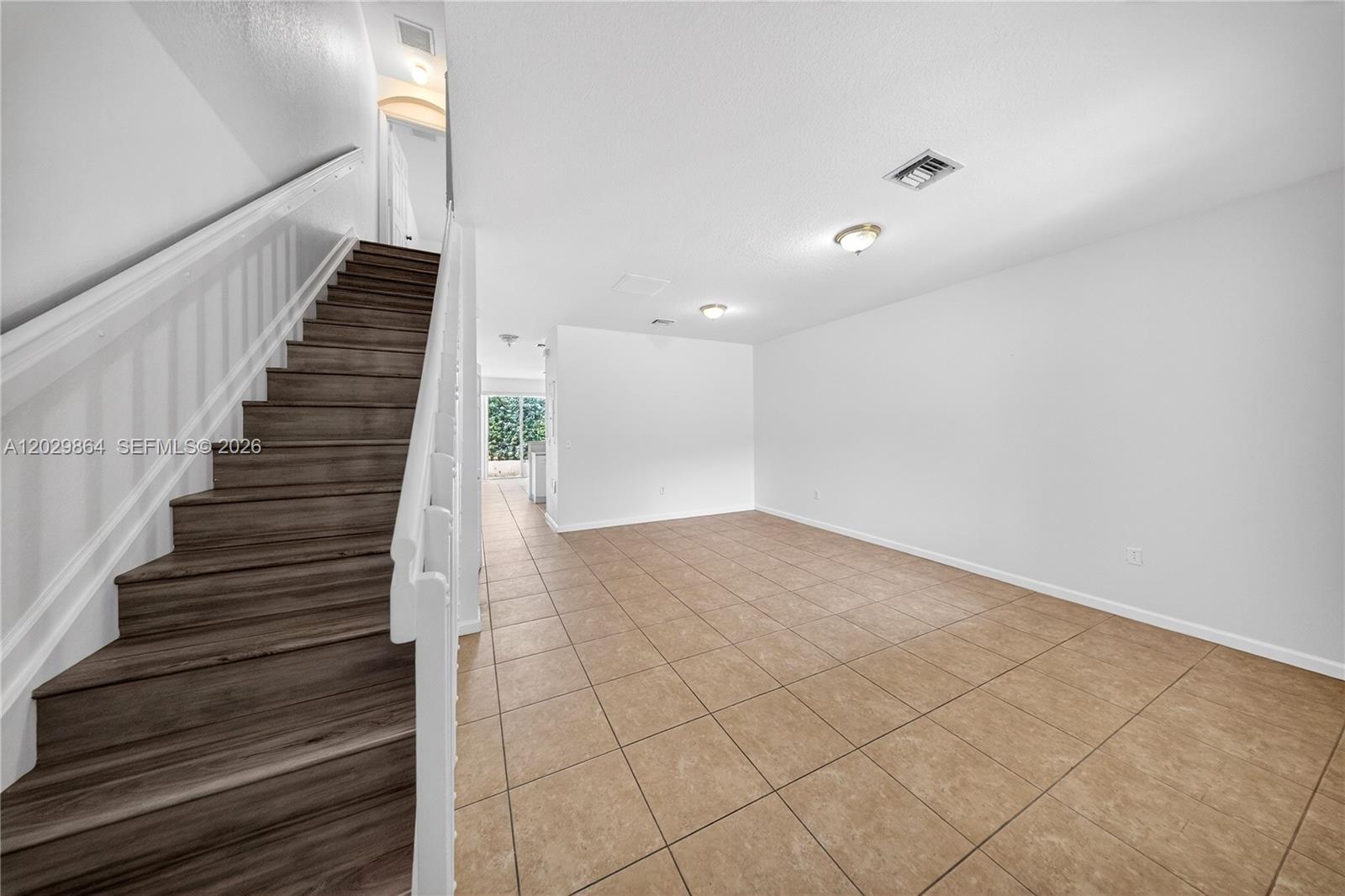 SOUTH POINTE COVE CONDO - Residential