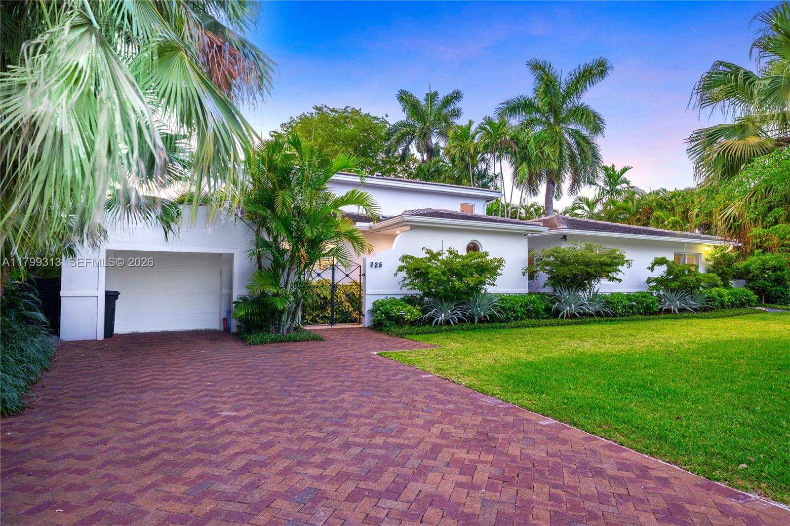 CORAL GABLES RIVIERA SEC - Residential