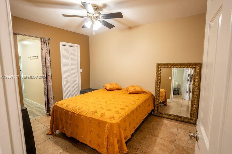 HIALEAH ESTATES - Residential