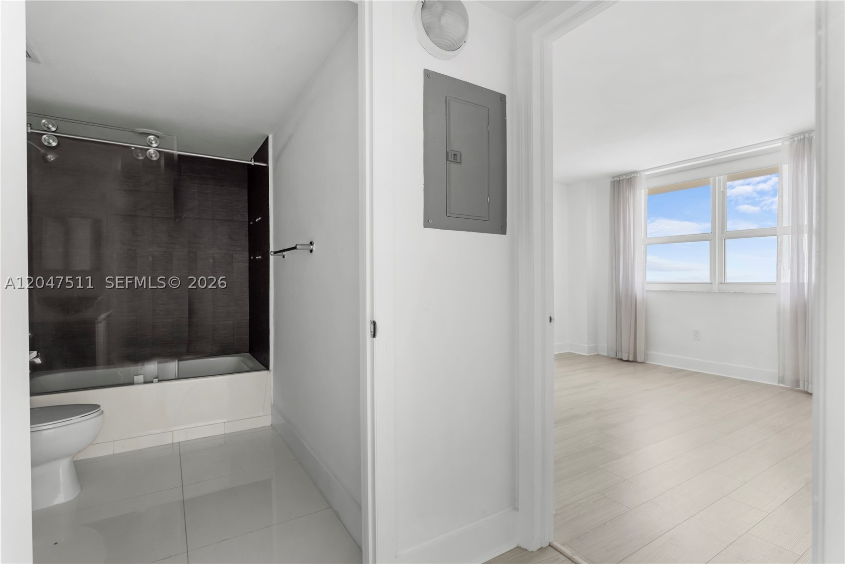 THE MARK ON BRICKELL COND - Residential
