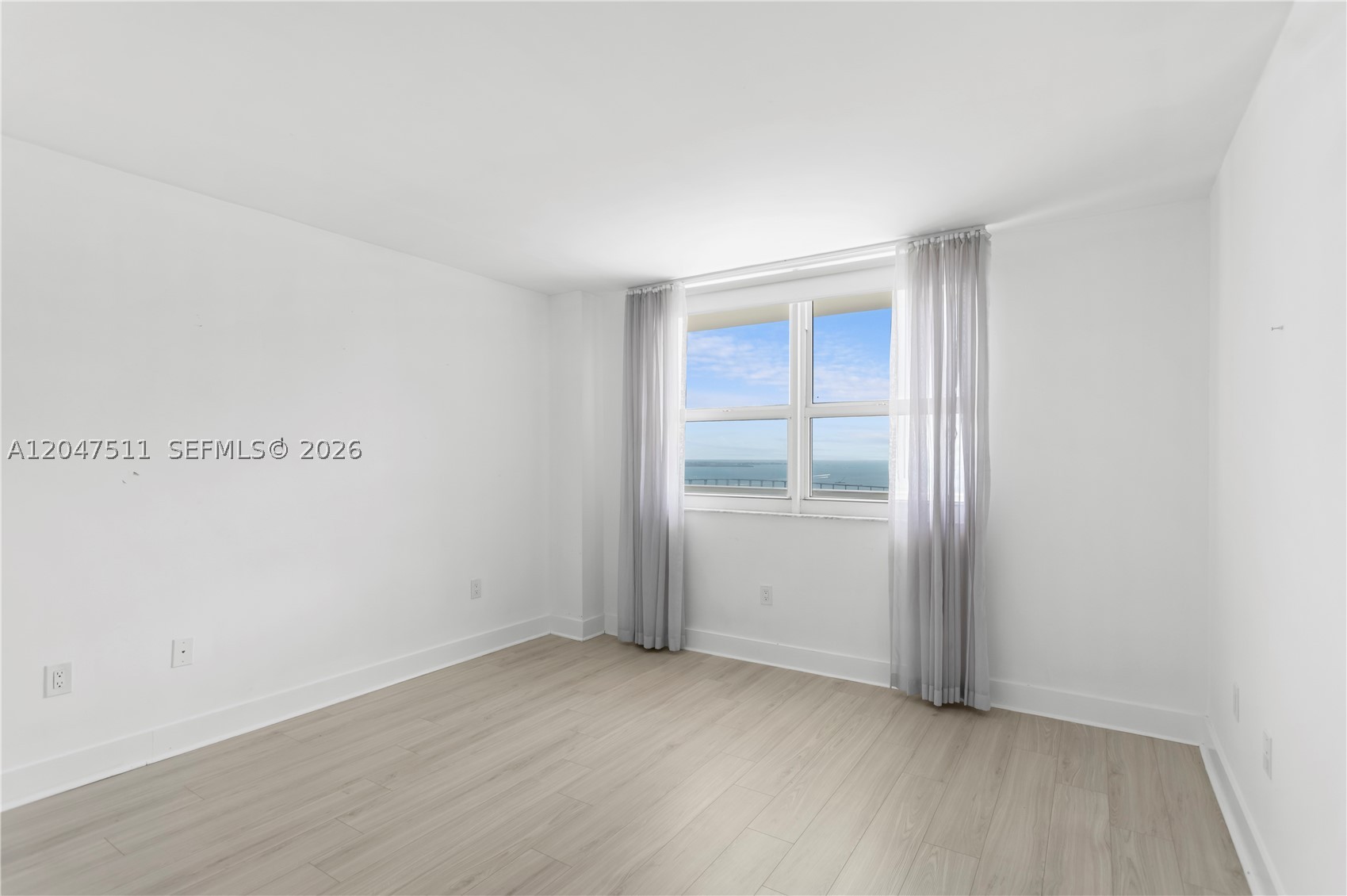 THE MARK ON BRICKELL COND - Residential