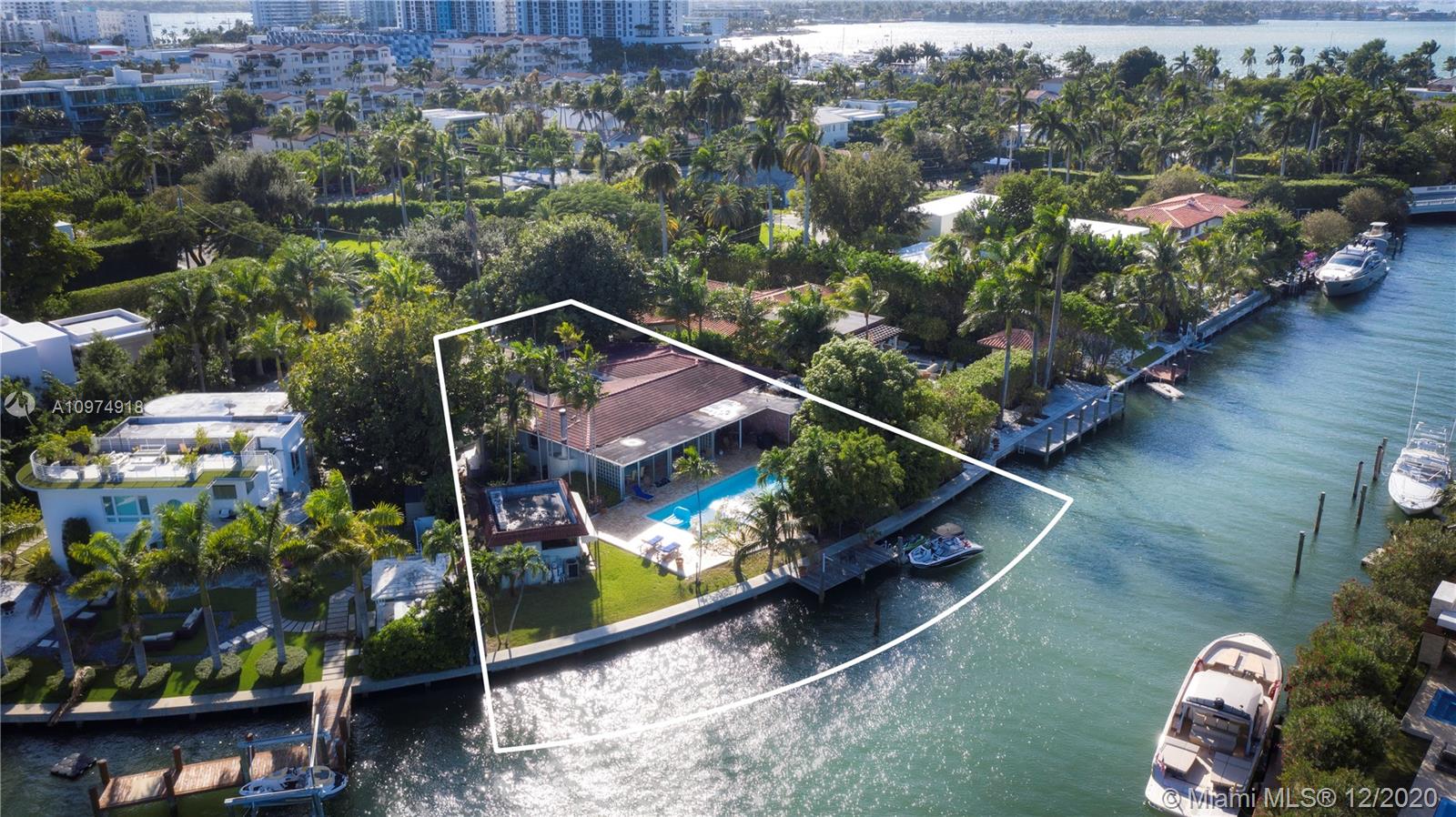 SUNSET LAKE EXTENSION - Residential