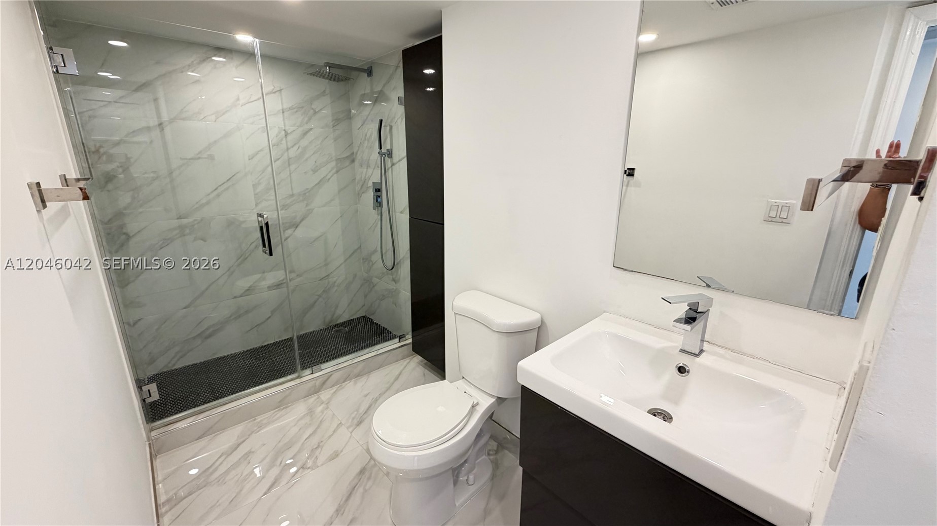 ARLEN HOUSE EAST CONDO - Residential