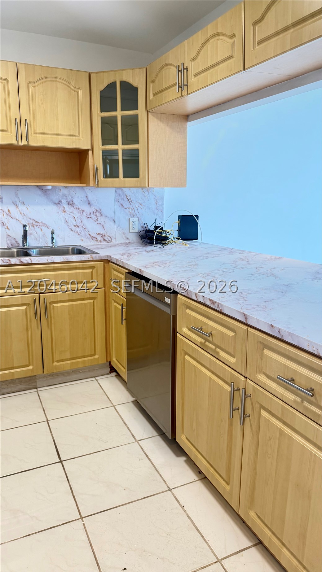 ARLEN HOUSE EAST CONDO - Residential