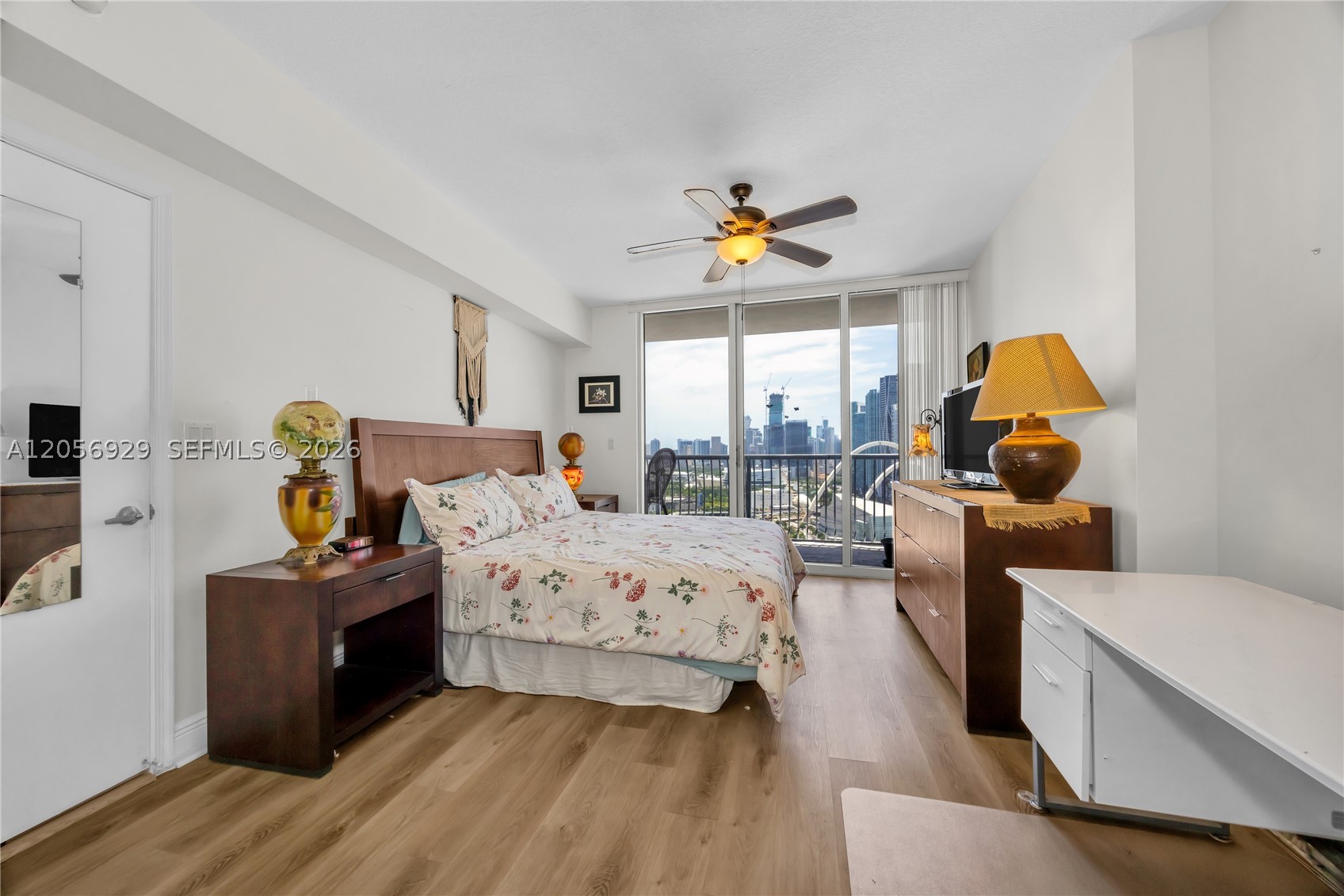 OPERA TOWER CONDO - Residential