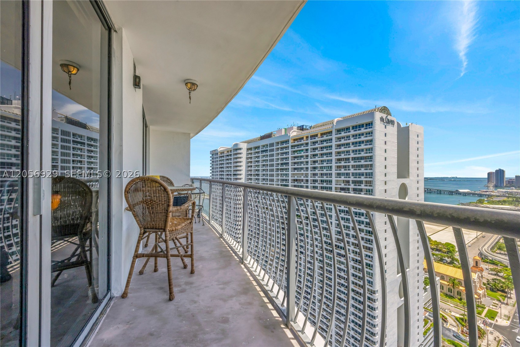OPERA TOWER CONDO - Residential