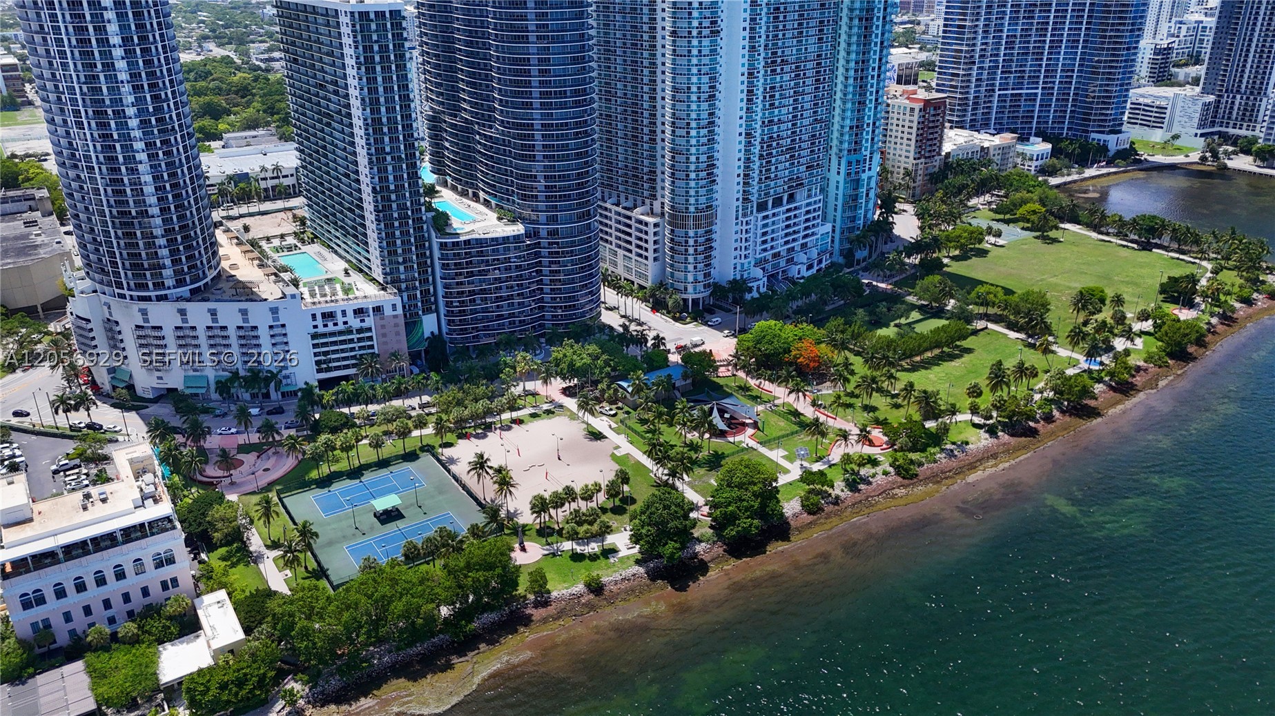 OPERA TOWER CONDO - Residential